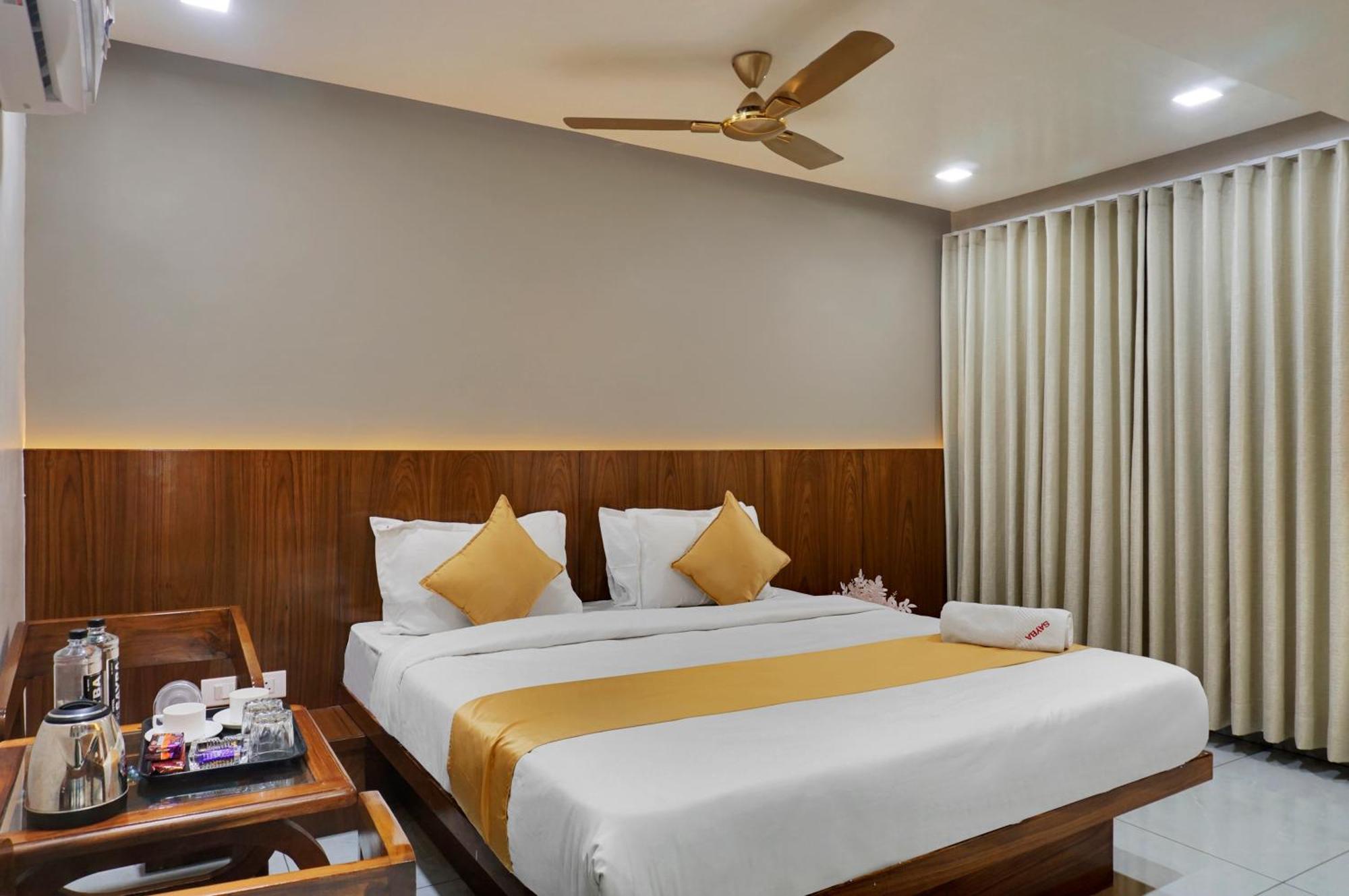 Hotel Sayba Executive Пуна Экстерьер фото